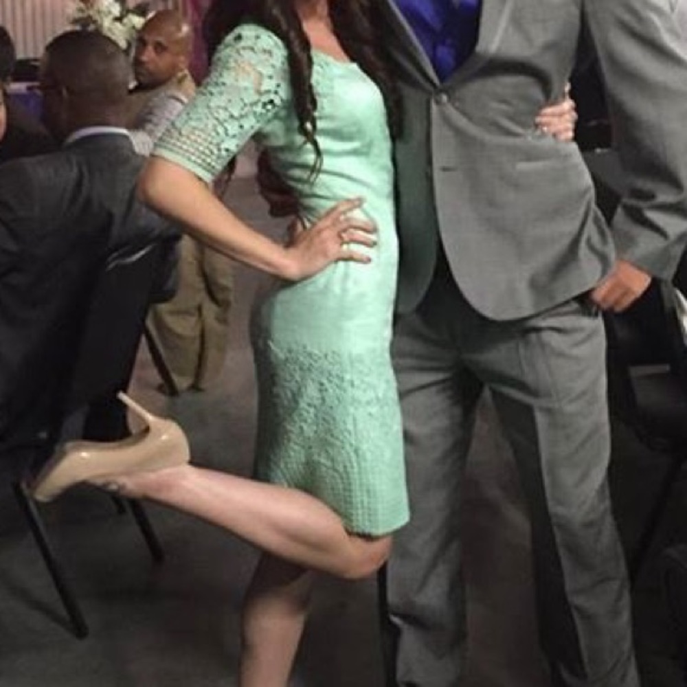 Antonio Melani Mint Green MIDI Dress - Picture 4 of 16